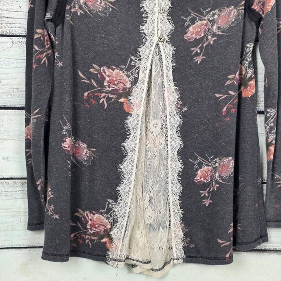 Rewind Charcoal Floral Lace Back Long Sleeve Top Small - Picture 4 of 6